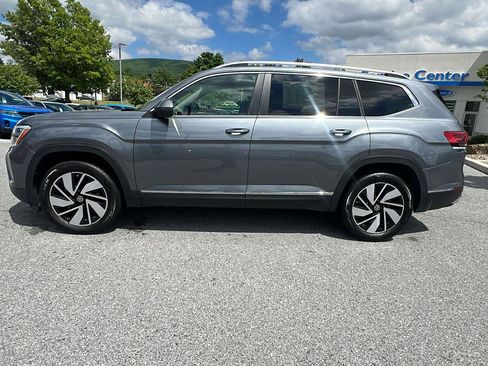 Used 2024 Volkswagen Atlas SEL AWD/4WD image 7