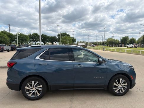 Used 2024 Chevrolet Equinox Premier FWD image 5