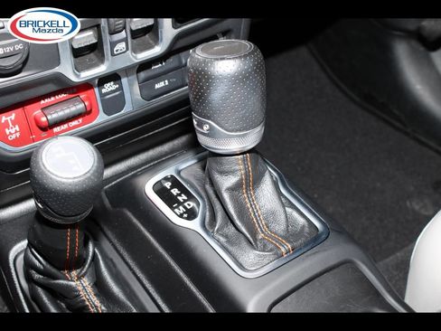 Used 2021 Jeep Gladiator Mojave AWD/4WD image 34