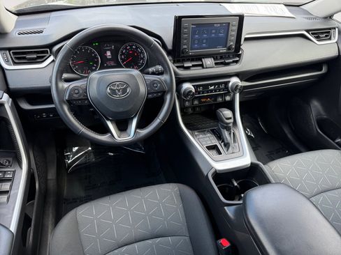 Used 2022 Toyota RAV4 XLE w/ Convenience Package image 15