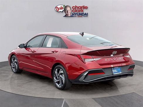 Certified 2025 Hyundai Elantra Sport image 3