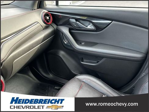 Used 2019 Chevrolet Blazer RS w/ Sun and Wheels Package image 36