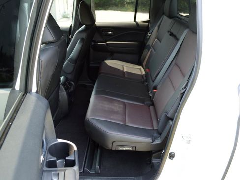 Used 2023 Honda Ridgeline Black Edition image 14