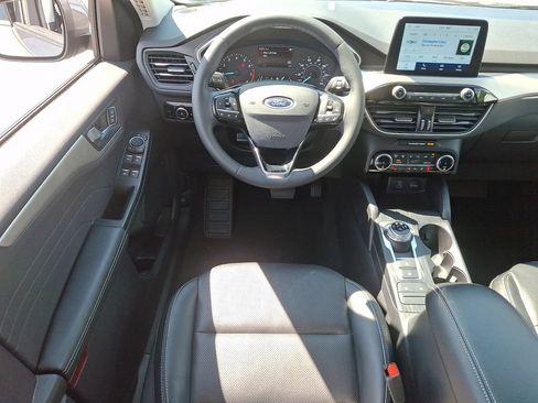Used 2022 Ford Escape SEL AWD/4WD image 12