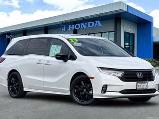 Used 2023 Honda Odyssey Sport video 1