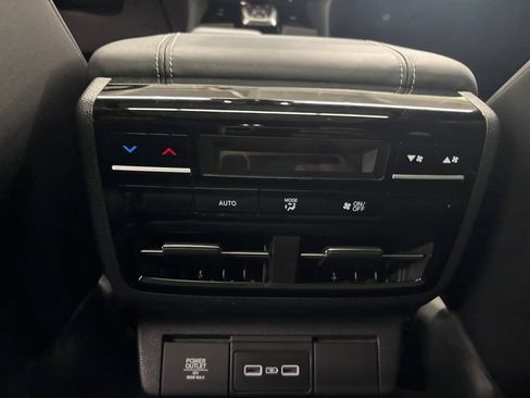 Certified 2023 Acura MDX SH-AWD w/ Technology Package image 32