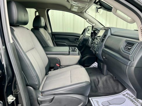 Used 2021 Nissan Titan S w/ S Utility Package image 31