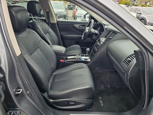 Used 2017 INFINITI QX70 AWD image 29