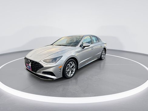 Certified 2023 Hyundai Sonata SEL w/ Preferred Accessory Package image 4