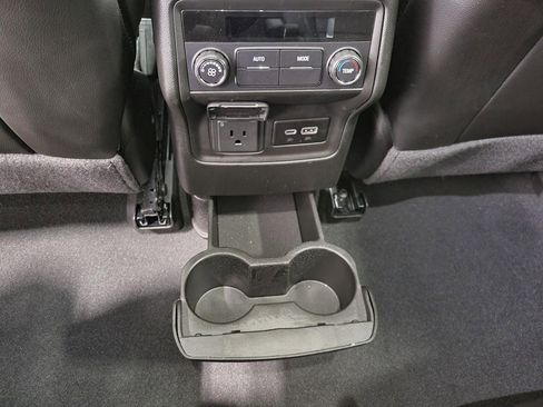 Used 2023 GMC Acadia SLT w/ Trailering Package image 23