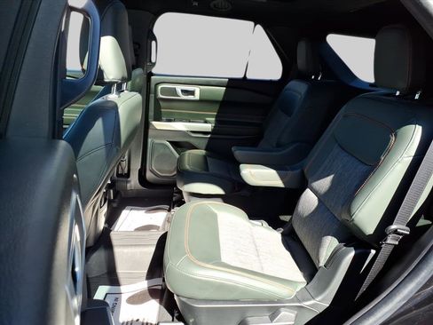 Used 2022 Ford Explorer Timberline image 10