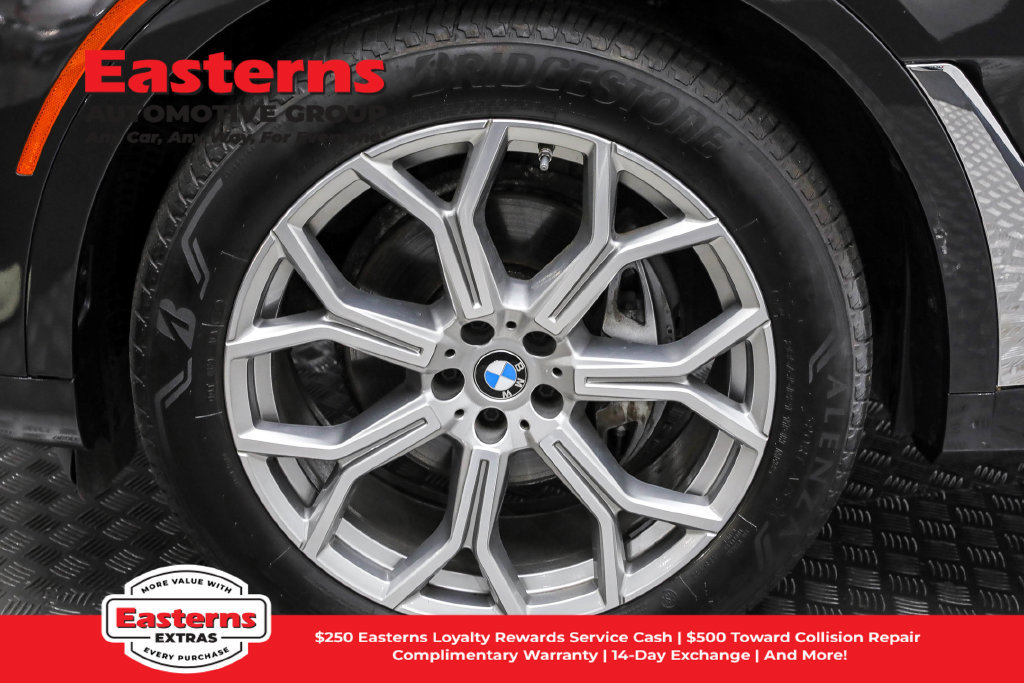 Used 2022 BMW X7 xDrive40i w/ Premium Package AWD/4WD image 31