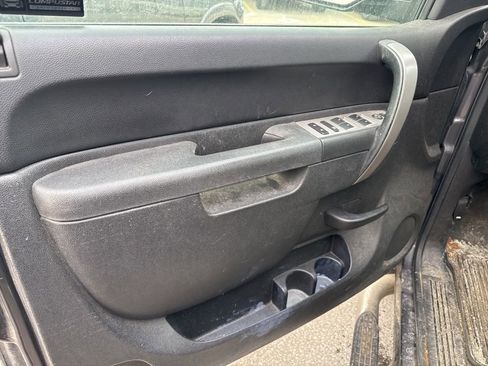 Used 2010 Chevrolet Silverado 1500 LT w/ Power Pack Plus image 12