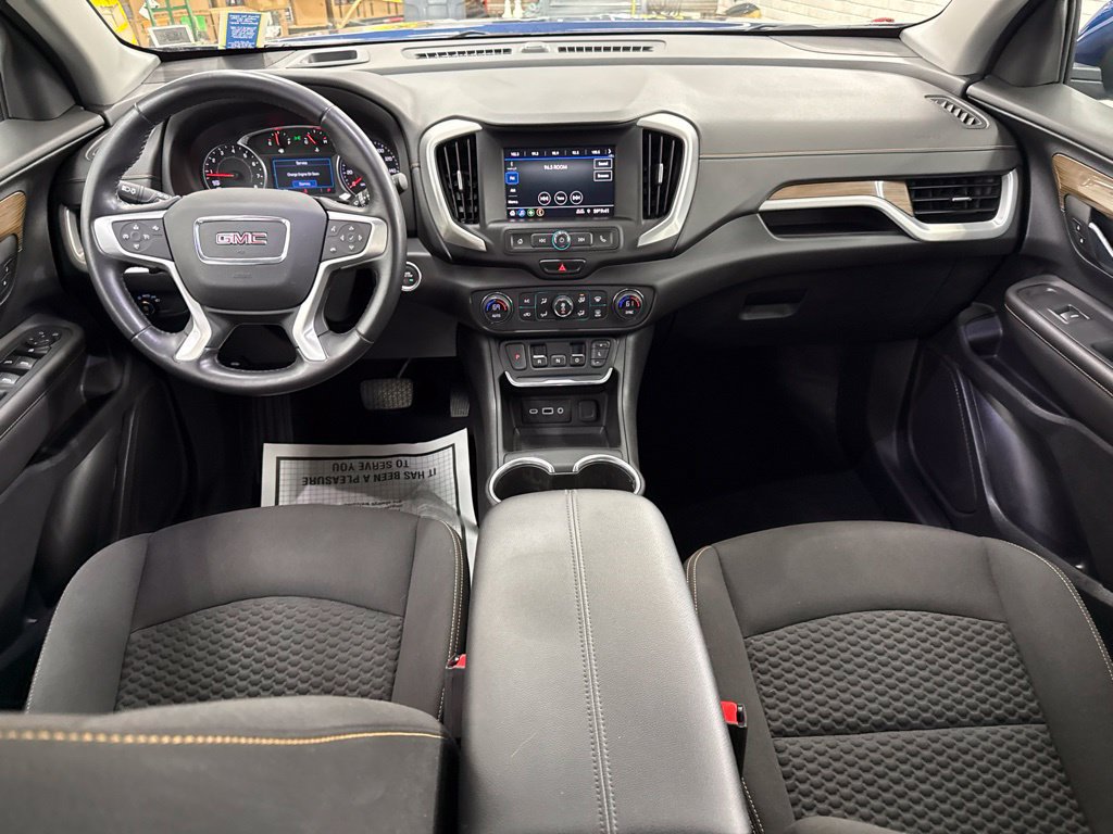 Used 2021 GMC Terrain SLE w/ Driver Convenience Package FWD image 18