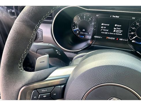 Used 2020 Ford Mustang Shelby GT500 w/ Technology Package RWD image 19