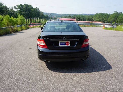 Used 2008 Mercedes-Benz C 350 Sport image 21