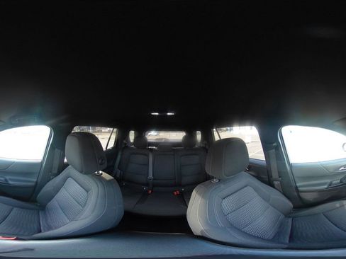 Used 2025 Chevrolet Equinox LT image 41