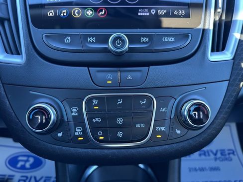 Used 2023 Chevrolet Malibu LT image 17