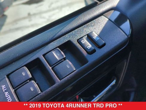 Used 2019 Toyota 4Runner TRD Off-Road Premium image 10