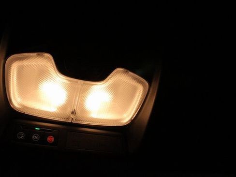 Used 2024 GMC Canyon AT4 image 15