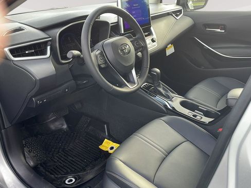 New 2025 Toyota Corolla LE image 10
