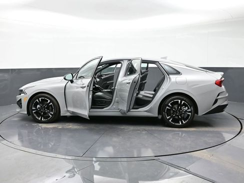 Used 2024 Kia K5 GT-Line image 34