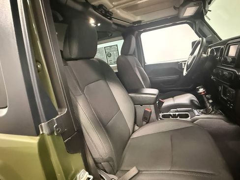 Used 2022 Jeep Wrangler Willys image 59