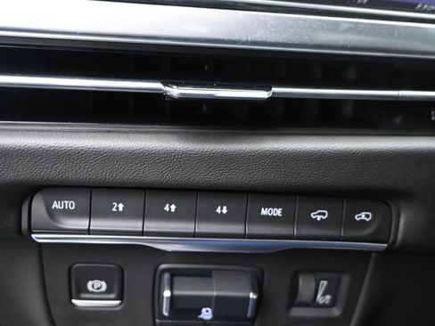 Used 2025 Cadillac Escalade Sport w/ Touring Package image 23