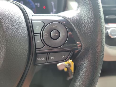 Certified 2026 Toyota Corolla LE FWD image 28
