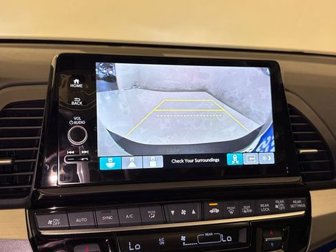Certified 2026 Honda Odyssey Touring image 28