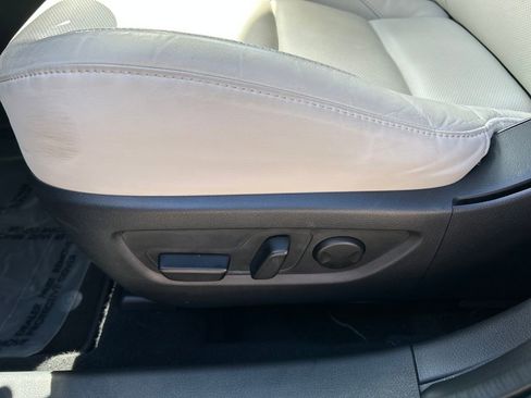 Used 2025 MAZDA CX-30 2.5 Turbo w/ Premium Package image 17