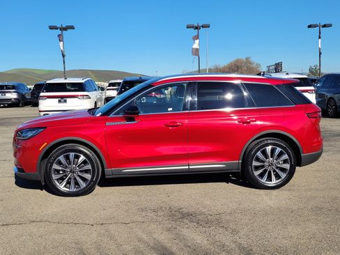 Used 2022 Lincoln Corsair Reserve image 7