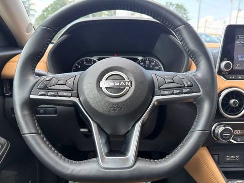 Used 2025 Nissan Sentra SV w/ SV Premium Package FWD image 18