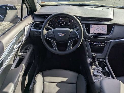 New 2026 Cadillac XT5 Premium Luxury w/ Driver Assist Package AWD/4WD image 16
