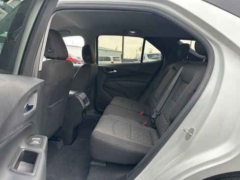 Used 2020 Chevrolet Equinox LT image 22
