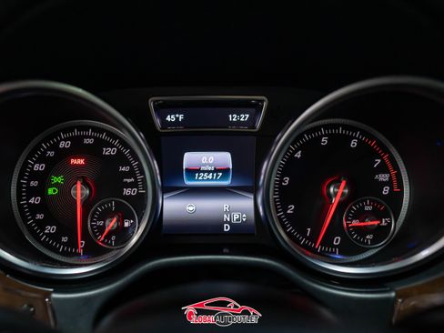 Used 2017 Mercedes-Benz GLS 550 4MATIC image 33