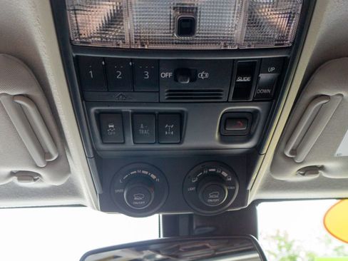 Used 2021 Toyota 4Runner Venture w/ Moonroof Package image 29