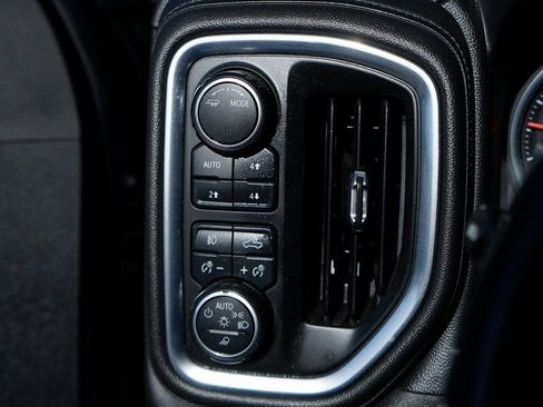 Used 2020 Chevrolet Silverado 2500 LTZ image 19