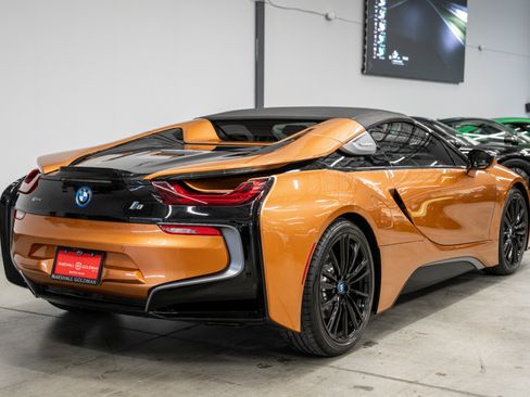 Used 2019 BMW i8 Roadster AWD/4WD image 42