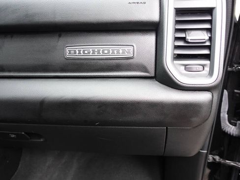 Used 2022 RAM 1500 Big Horn AWD/4WD image 37