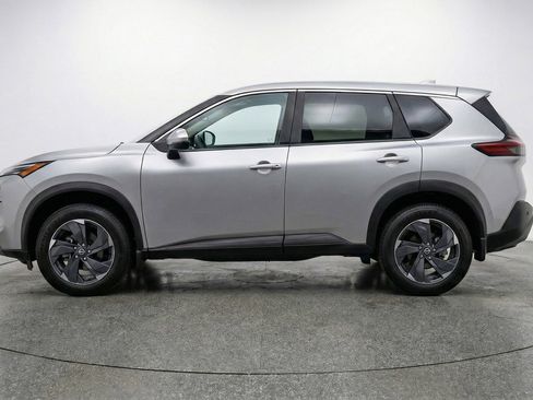 Used 2025 Nissan Rogue SV FWD image 5