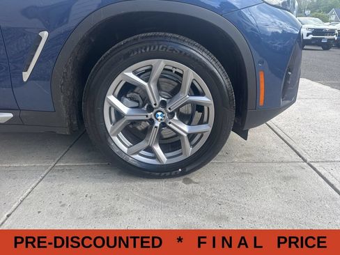 Used 2023 BMW X3 xDrive30i w/ Premium Package AWD/4WD image 3