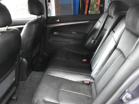 Used 2011 INFINITI G37 x Sedan w/ Premium Pkg AWD/4WD image 33