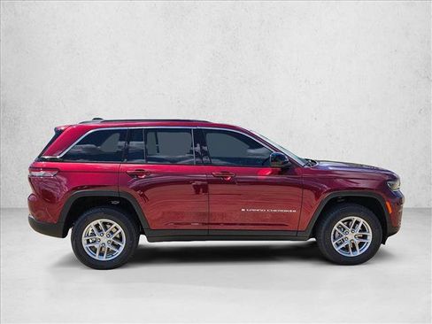 New 2025 Jeep Grand Cherokee Laredo X image 4