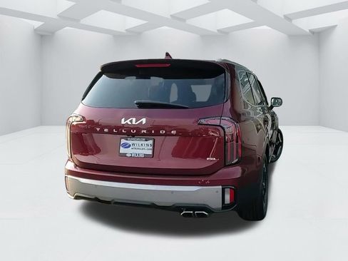 Used 2023 Kia Telluride EX image 4
