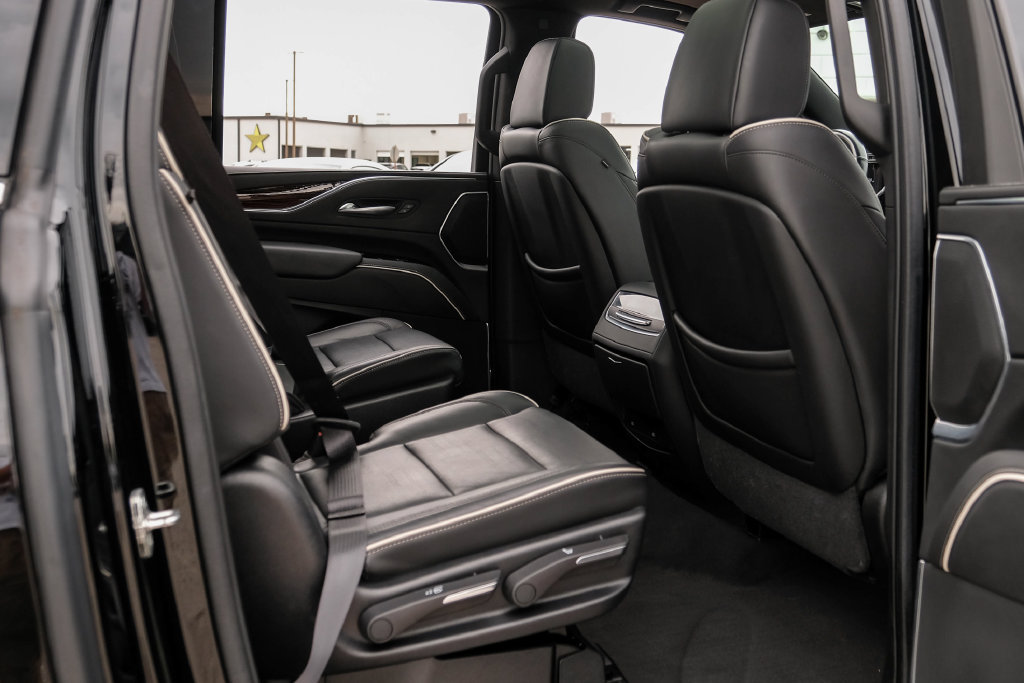 Used 2021 Cadillac Escalade ESV Premium Luxury RWD image 50