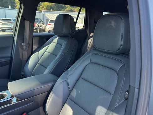 New 2026 Chevrolet Equinox LT w/ Convenience Package II image 27