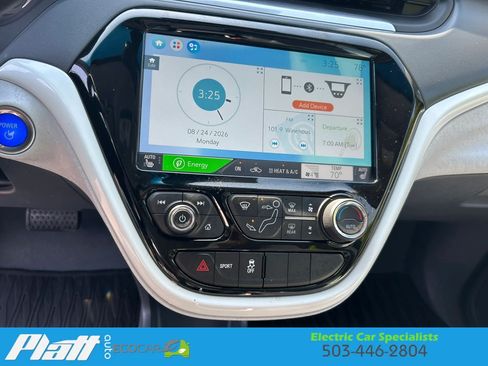 Used 2017 Chevrolet Bolt Premier w/ Driver Confidence II Package FWD image 22