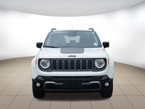 Used 2023 Jeep Renegade Latitude image 2