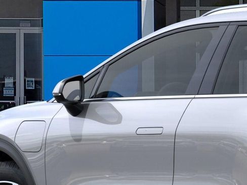 New 2026 Chevrolet Equinox EV LT image 12